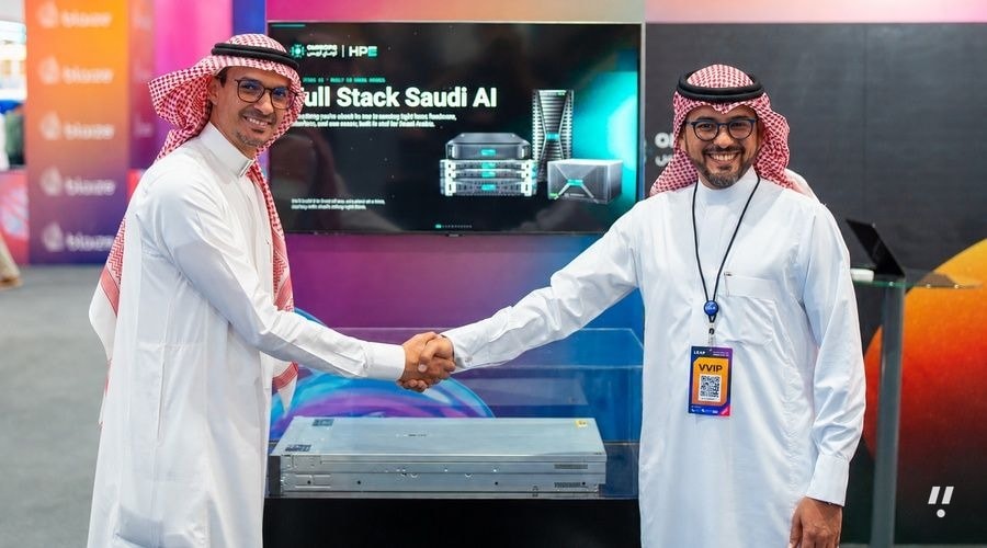 OmniOps and HPE sign sovereign AI MoU at LEAP